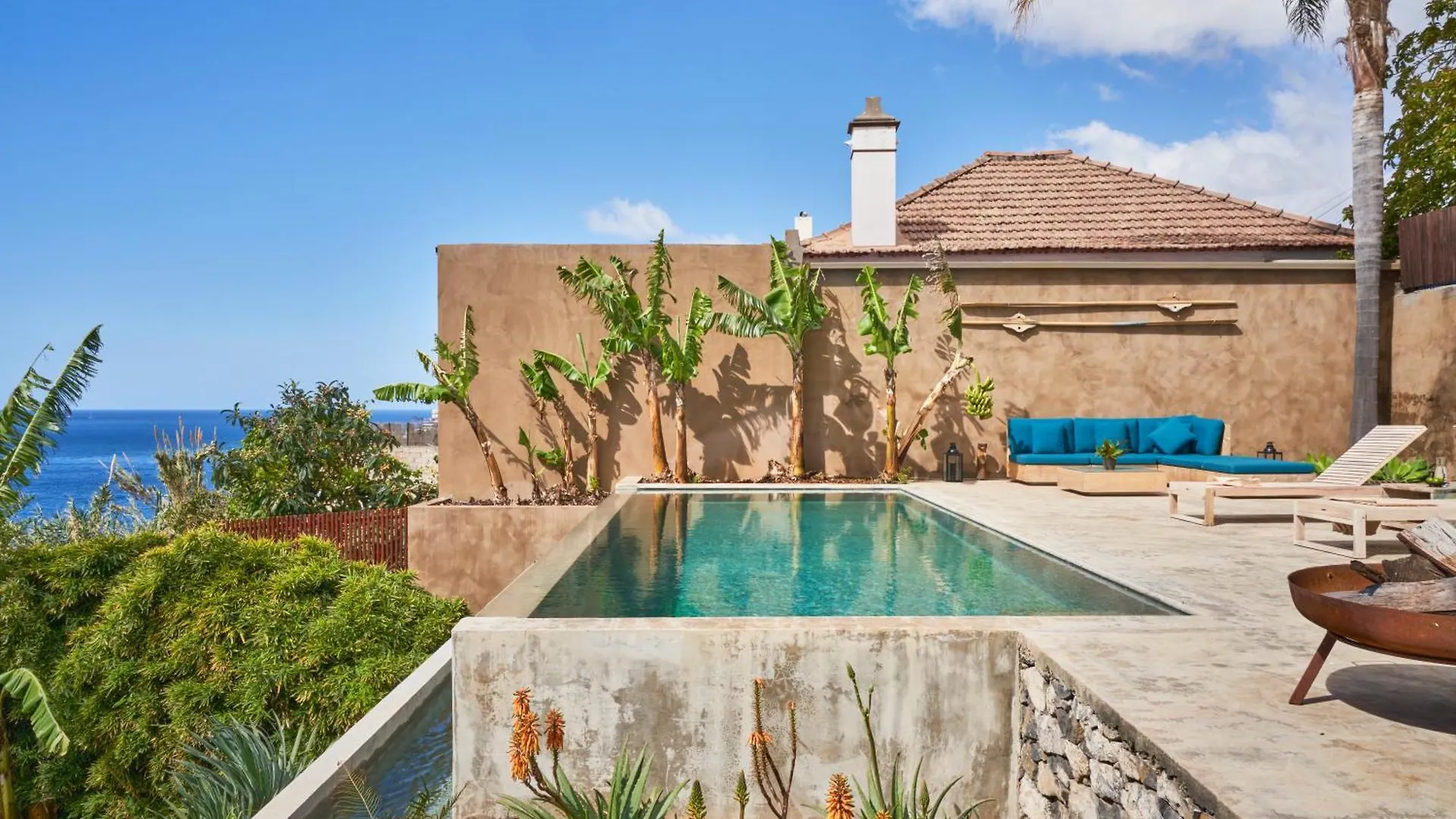 Pirate House Sea Front Private Pool Garden Funchal Villa Portugal